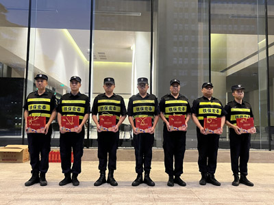 鐵保宏泰保安公司心系一線(xiàn)安保隊員送溫暖